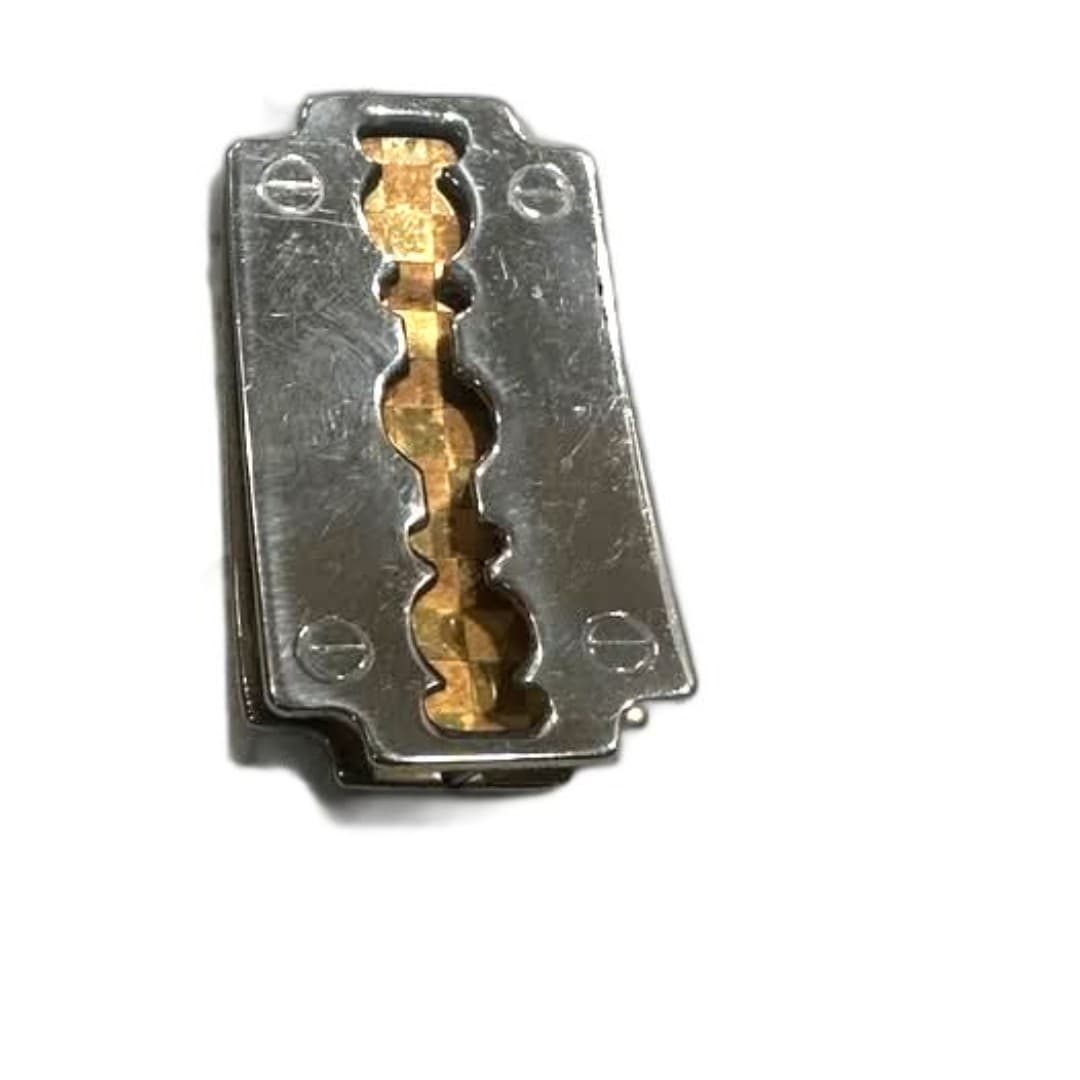 Stainless steel, razor shape pendant - Image 1