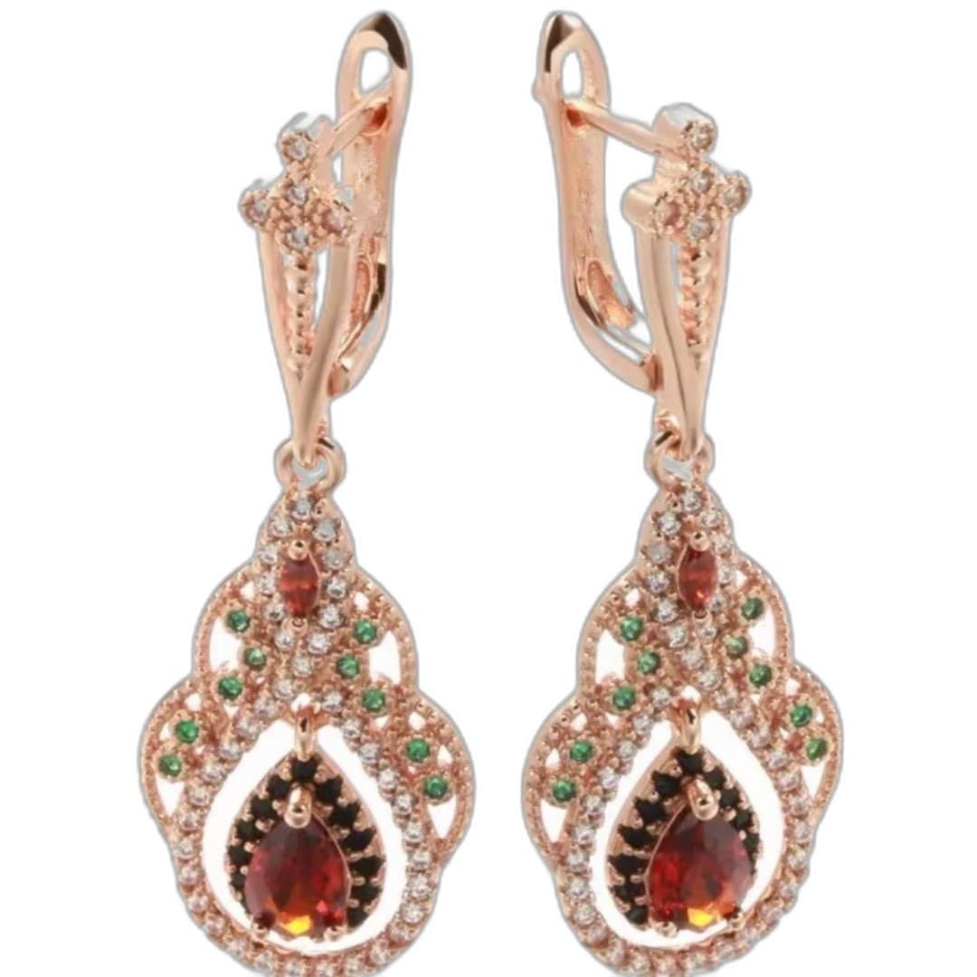 Golden color teardrop earrings - Image 1