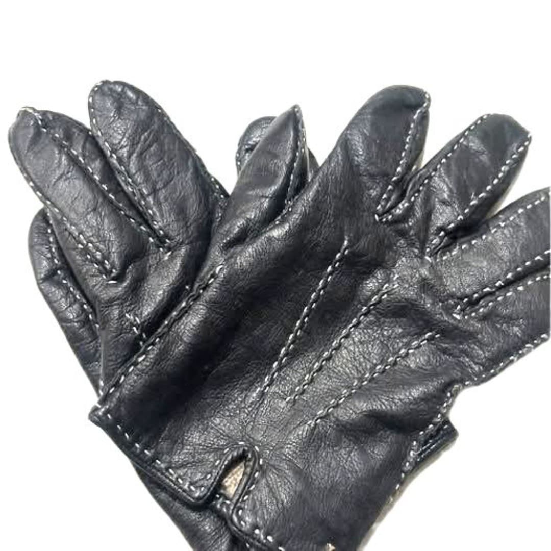 Vintage Etienne Aigner Black Soft Leather Gloves with White Stitching - Image 1