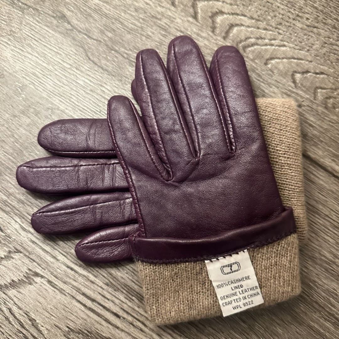 Luxurious Deep Purple Leather Gloves - Thumbnail 5