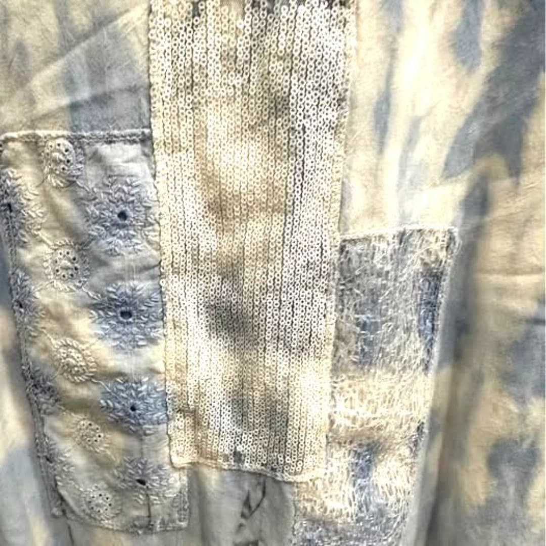 Tie-dye blue blouse with embroidery and lace and sequence - Thumbnail 4