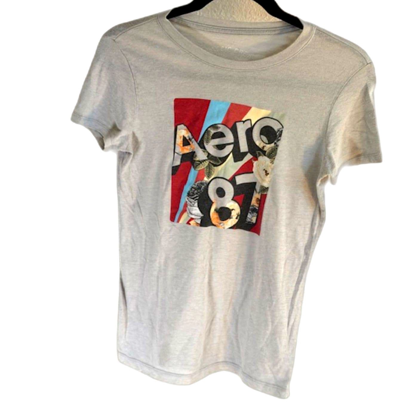 Aeropostale Classic Crew Top Size M Casual Basic Everyday Tee - Image 1