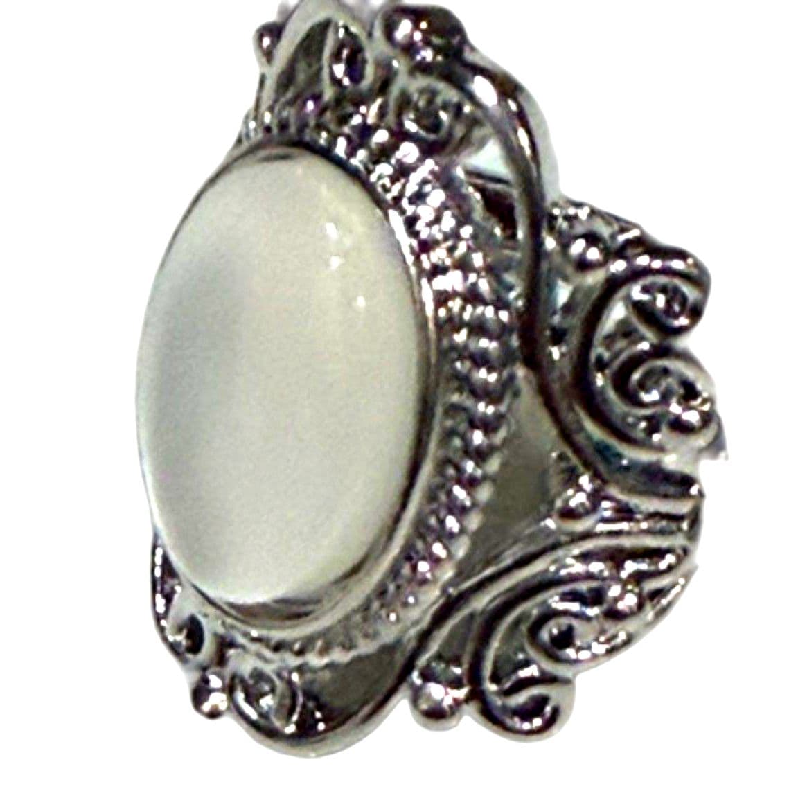 Silver Alloy Ring Size: 7.5 - Image 1