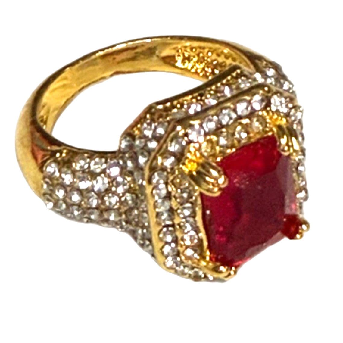 Beautiful Synthetic Ruby Ring Size: 8 - Thumbnail 4