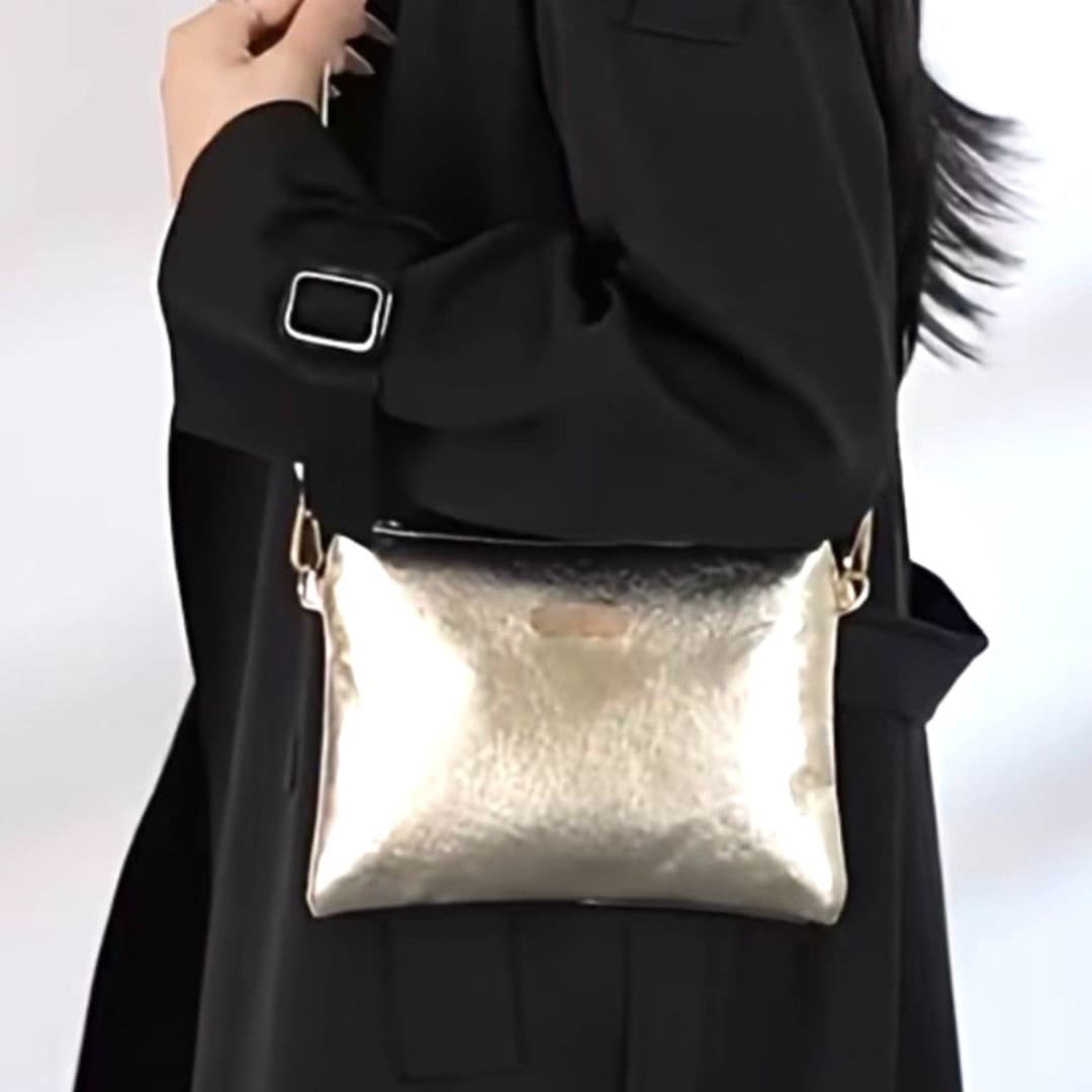 Unbranded Small Pouch Clutch 8.5 x 6 Inch Compact Organizer Bag Price: - Thumbnail 4