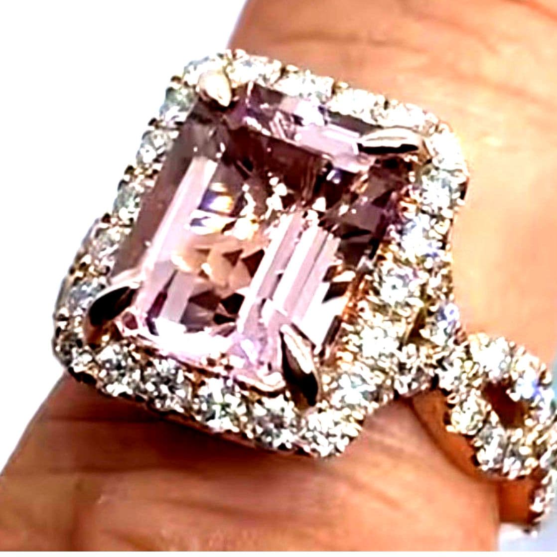 Oval cut, cubic synthetic zirconia ring 8.5 - Image 1