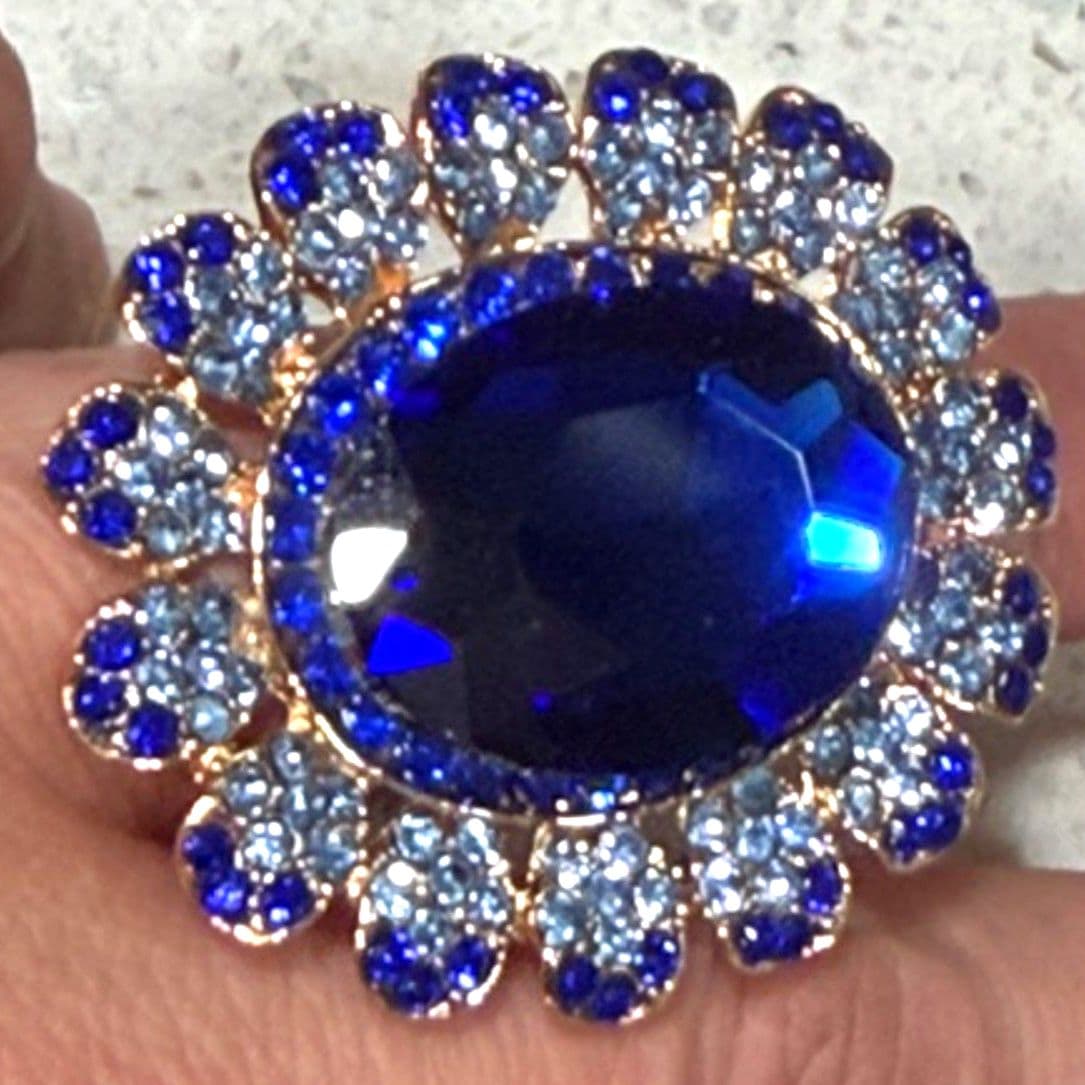 Elegant, Adjustable Sunflower Ring - Thumbnail 4