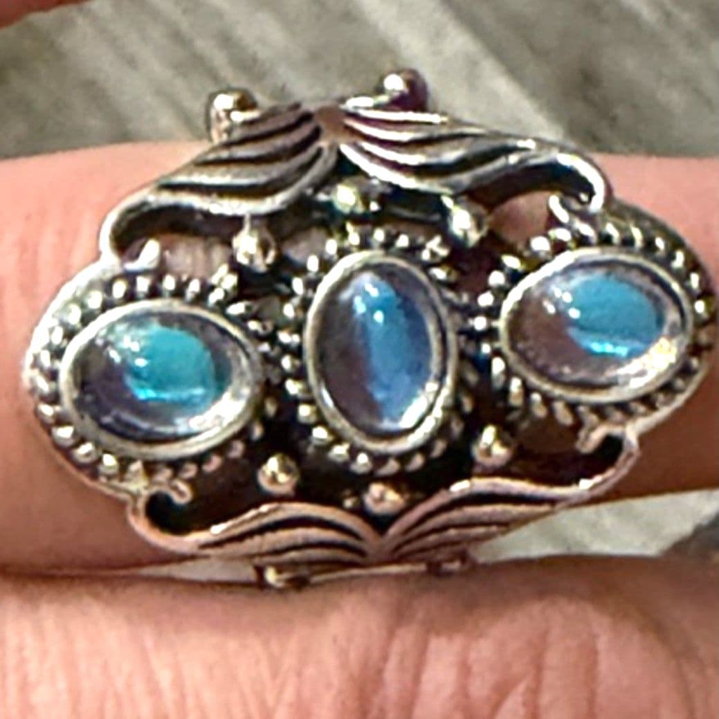 Moonstone Ring | Triple Stone Statement Ring | Boho Vintage Style size 6.5 - Thumbnail 7