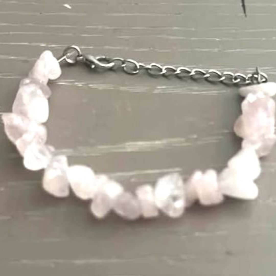 Pink quartz bracelet with broken stones - Thumbnail 5