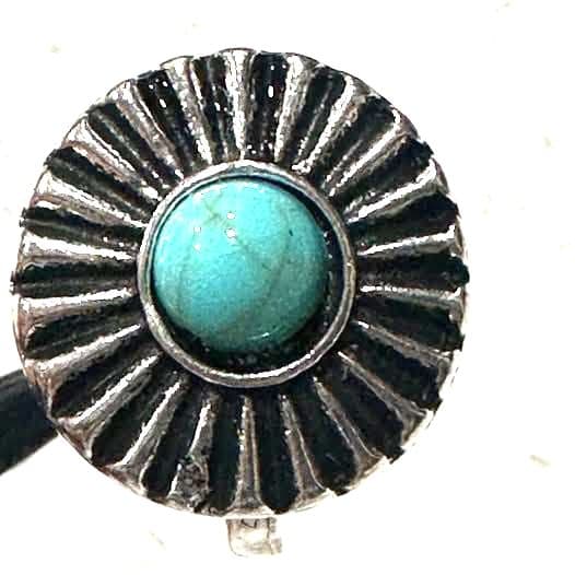 Elegant Silver Color Turquoise Ring - Image 1