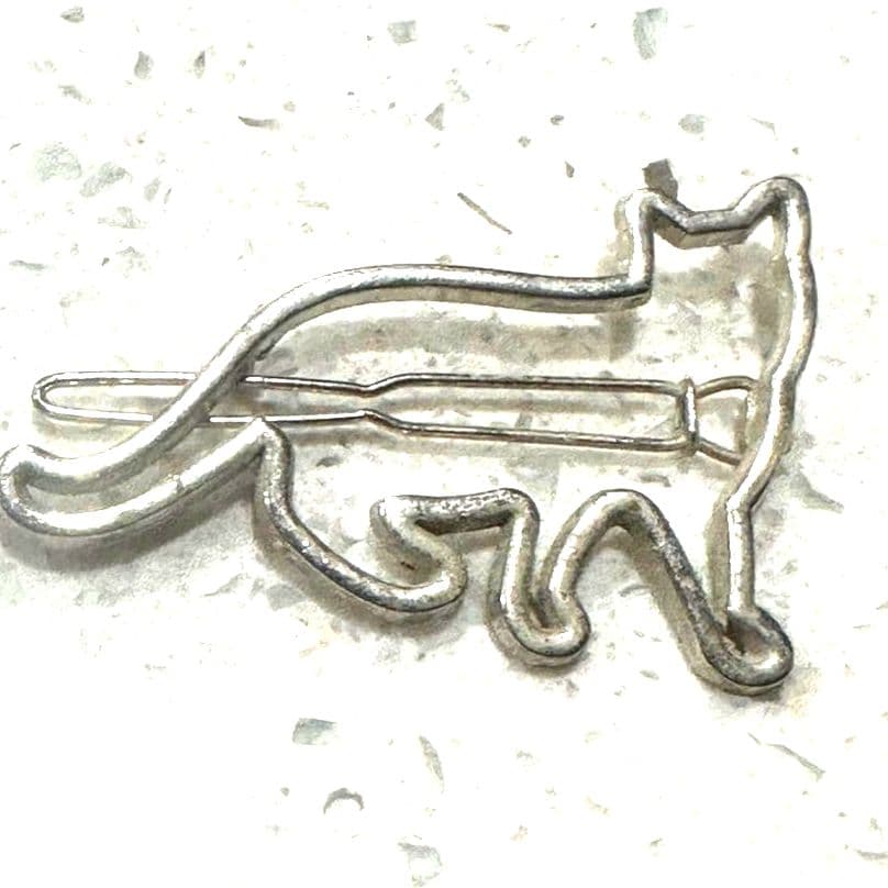 Vintage Silver Cat Hair Clip Pin - Image 1