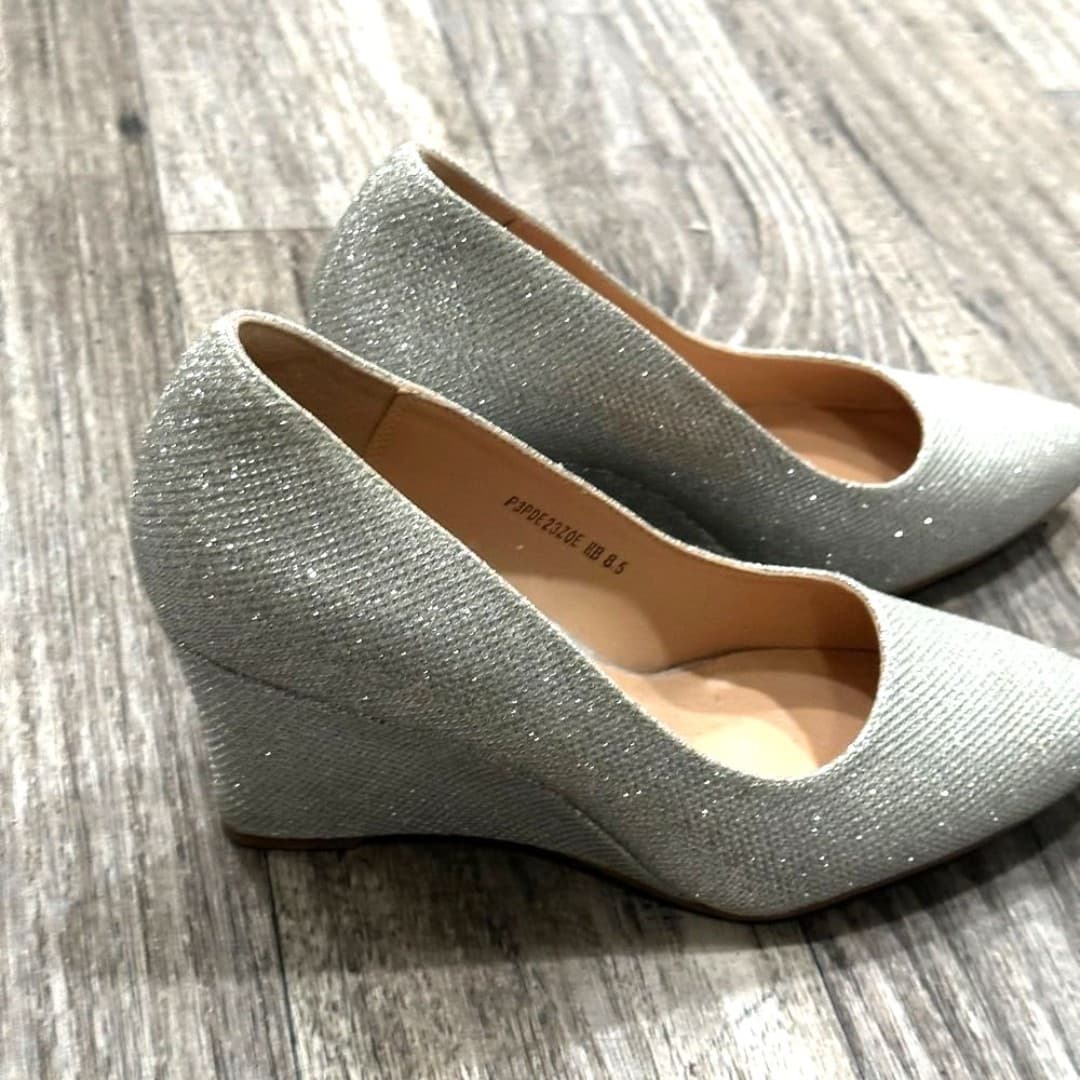 Silver Wedges, Closed Toe, Pumps, Pointed Toe IDIFU - Thumbnail 3