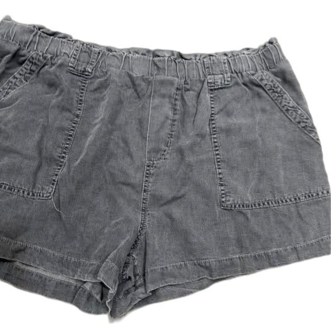 Grey shorts soft cloth, elastic wristband - Thumbnail 2