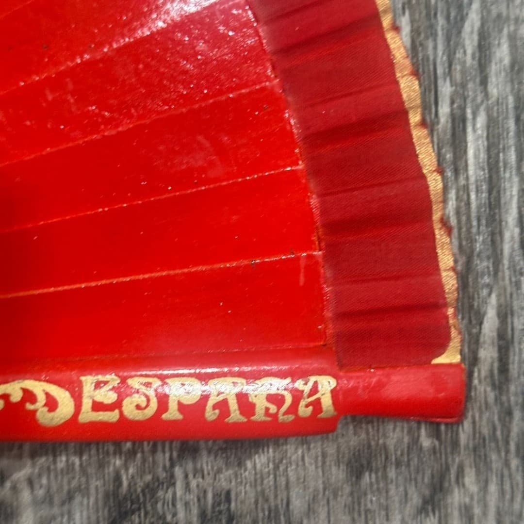 Spanish folding fan (abanico) featuring the iconic Osborne Bull - Thumbnail 3