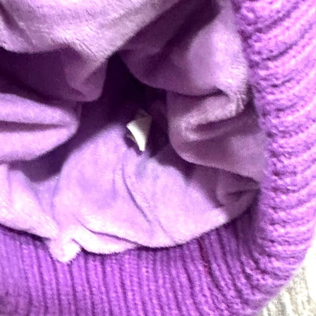 Lux Lux metallic puffer beanie in purple. - Thumbnail 4