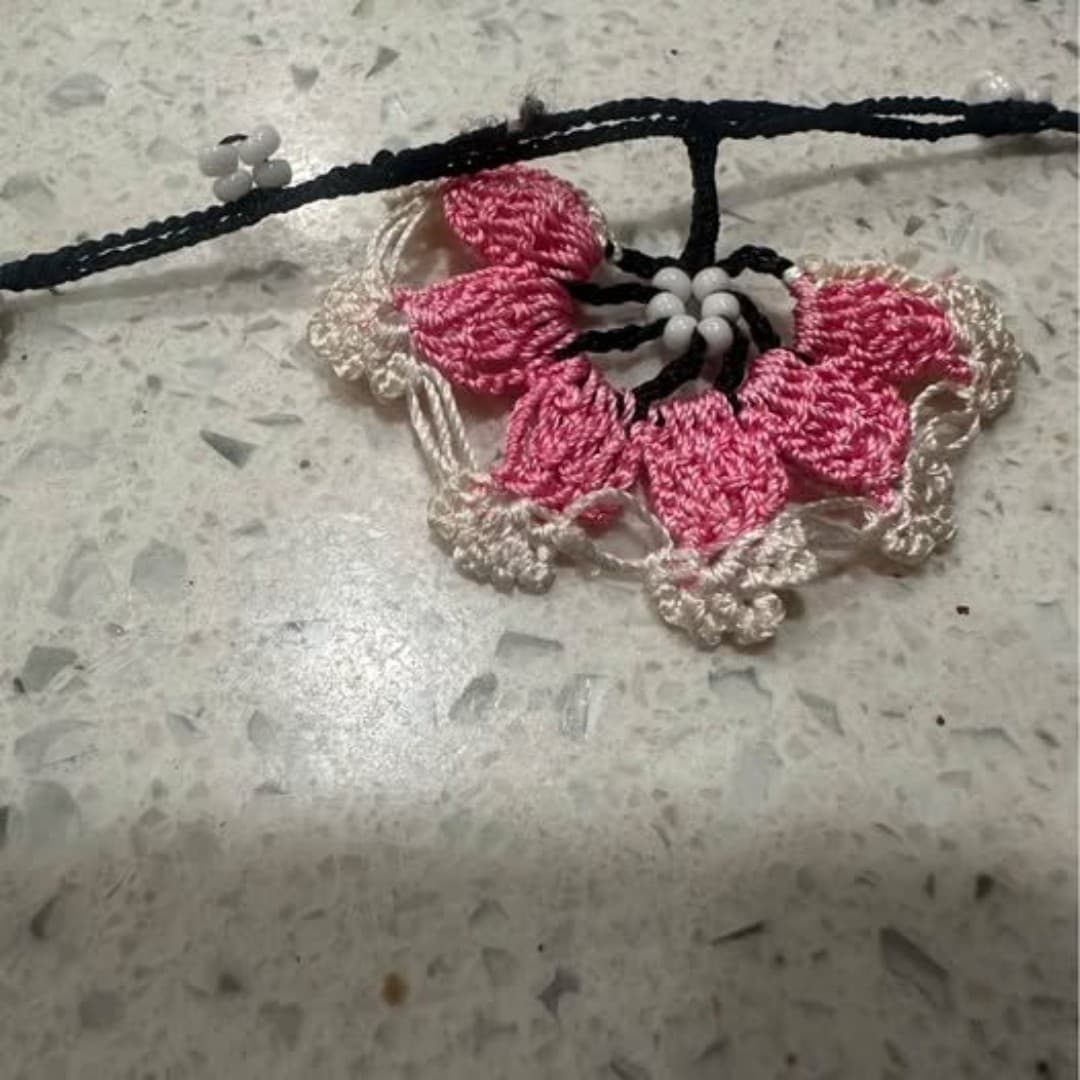 Handmade very special eyeglasses strap with pink flower design and white beads - Thumbnail 2