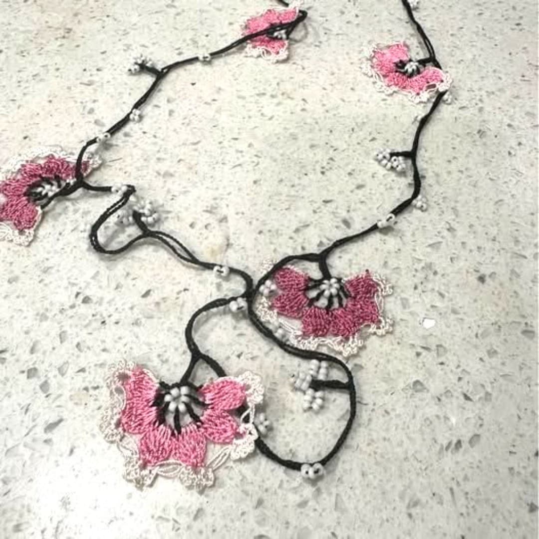 Handmade very special eyeglasses strap with pink flower design and white beads - Thumbnail 3