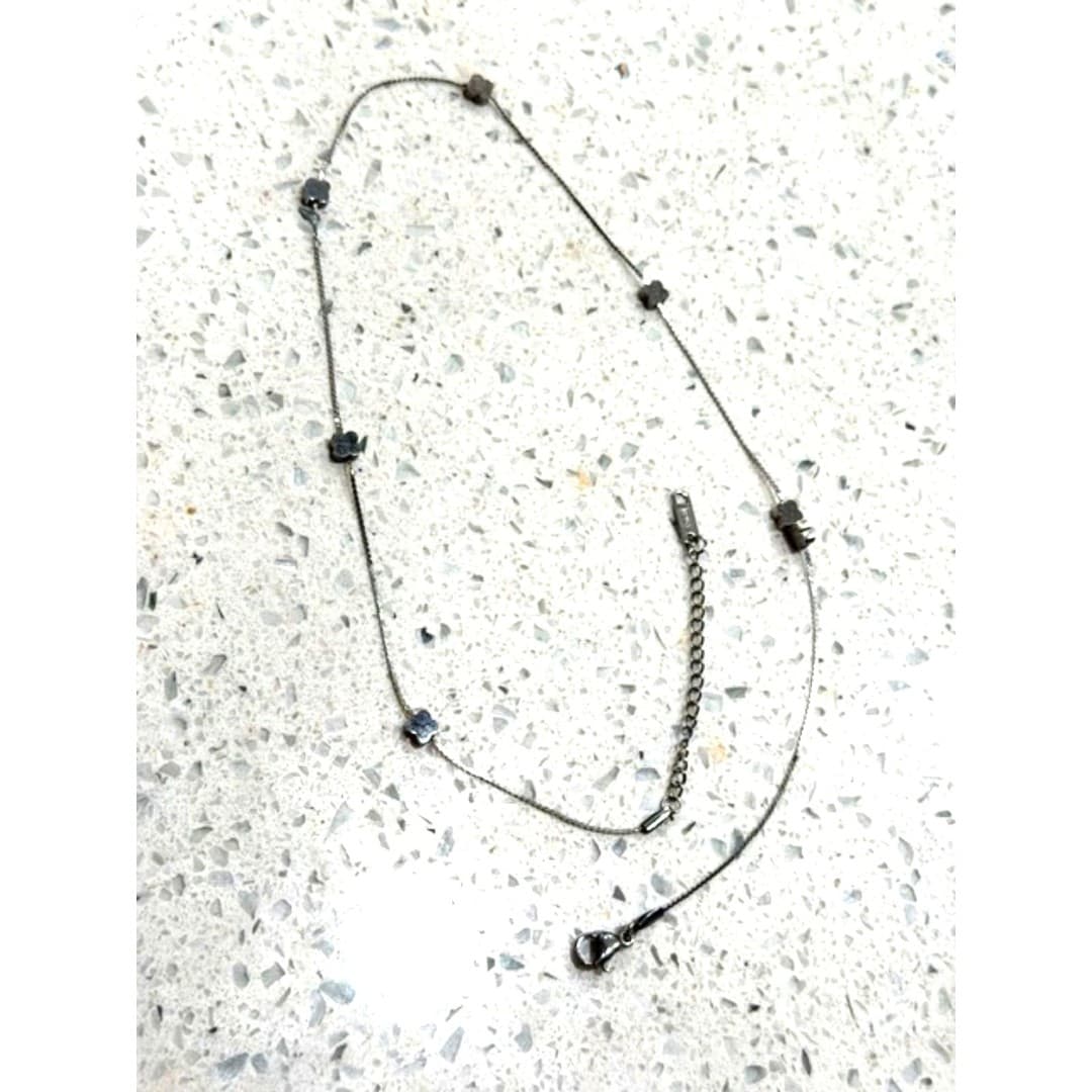 Stainless steel necklace with little flowers - Thumbnail 6