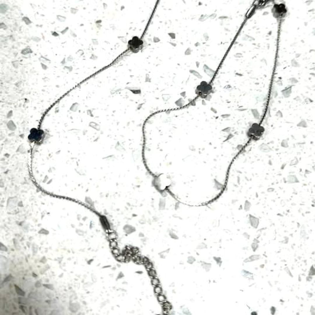 Stainless steel necklace with little flowers - Thumbnail 5