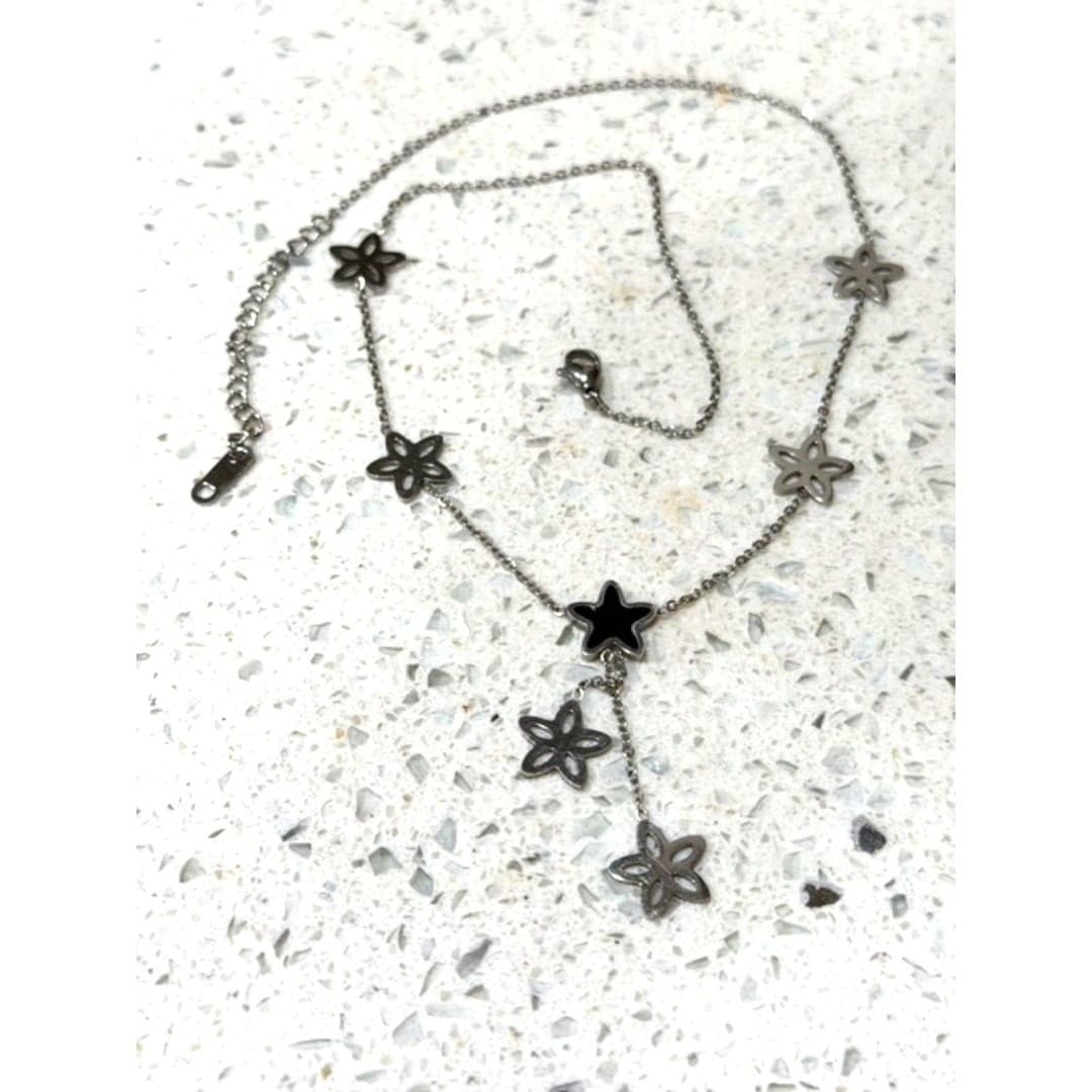 Stainless steel flower and star necklace - Image 1