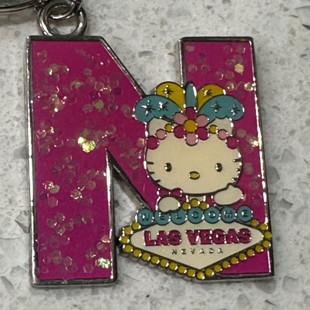 Hello Kitty Pink and Blue Las Vegas Keychain - Thumbnail 2