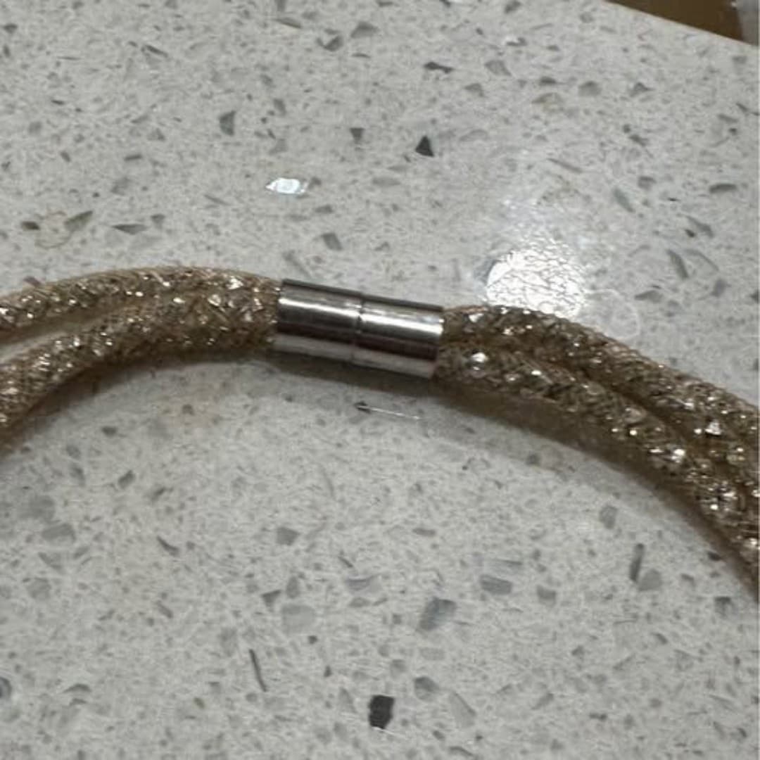 gold triple-strand necklace - Thumbnail 10