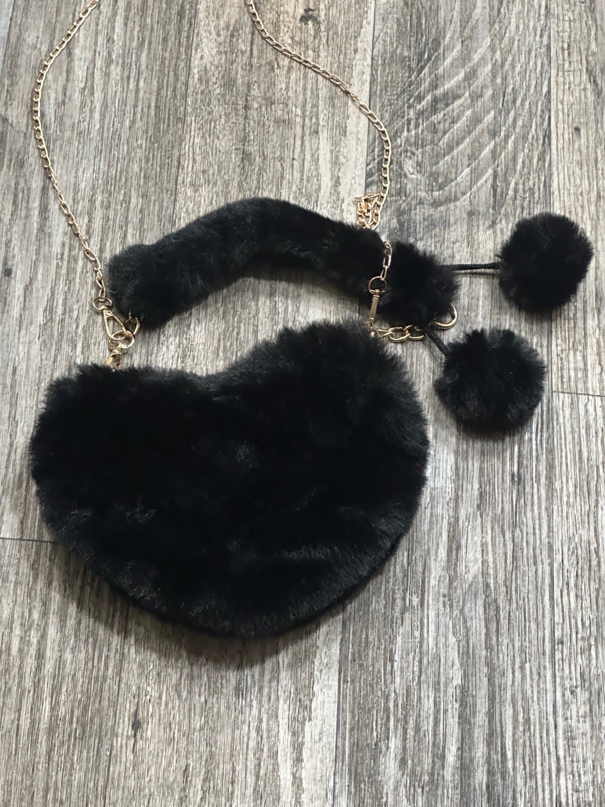 Elegant Black Heart Shaped Faux Fur Handbag - Thumbnail 2