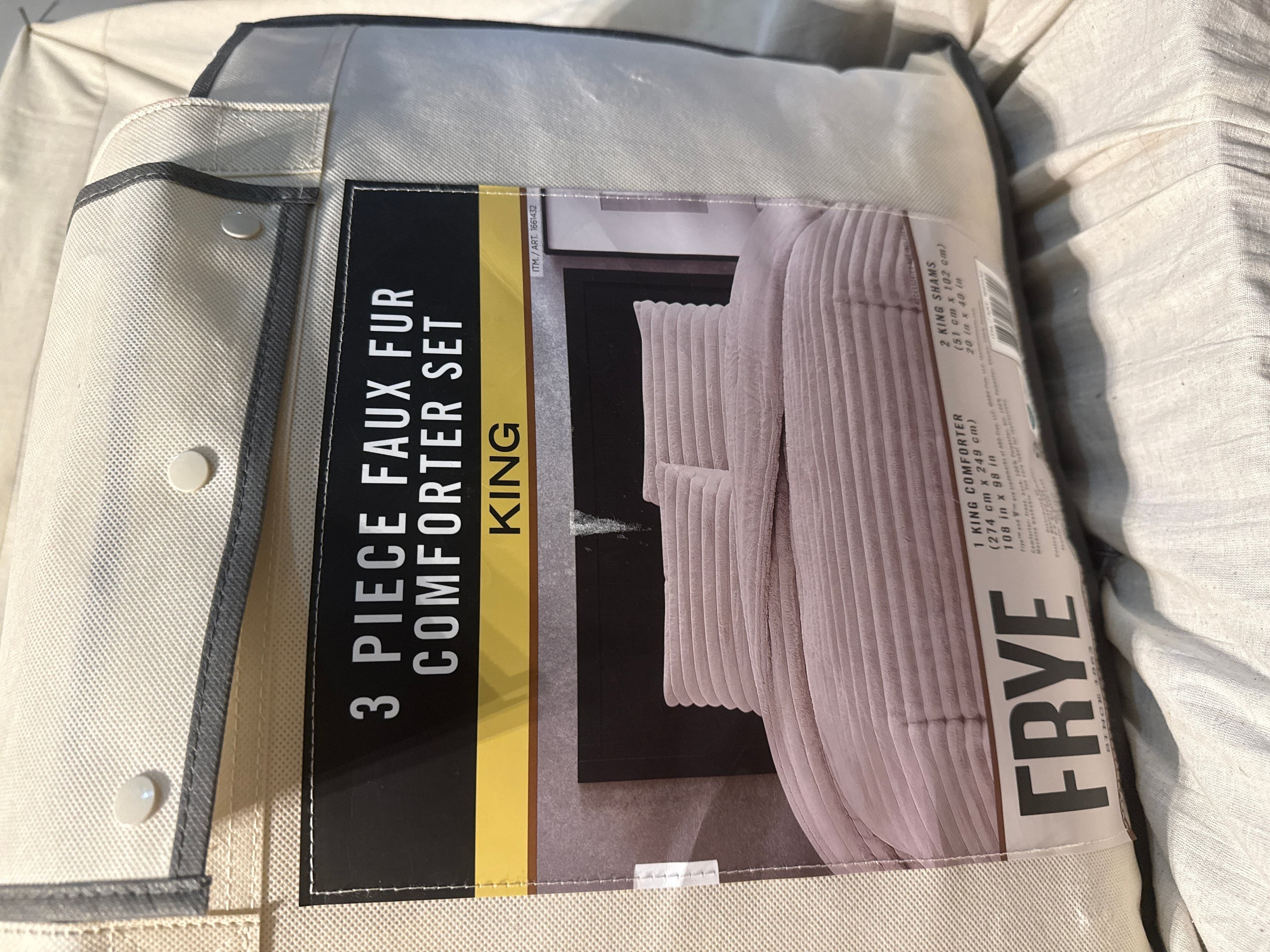 Frye 2" Solid Channel Luxury Faux Fur Comforter 3 Piece King Set, Reversible - Thumbnail 9