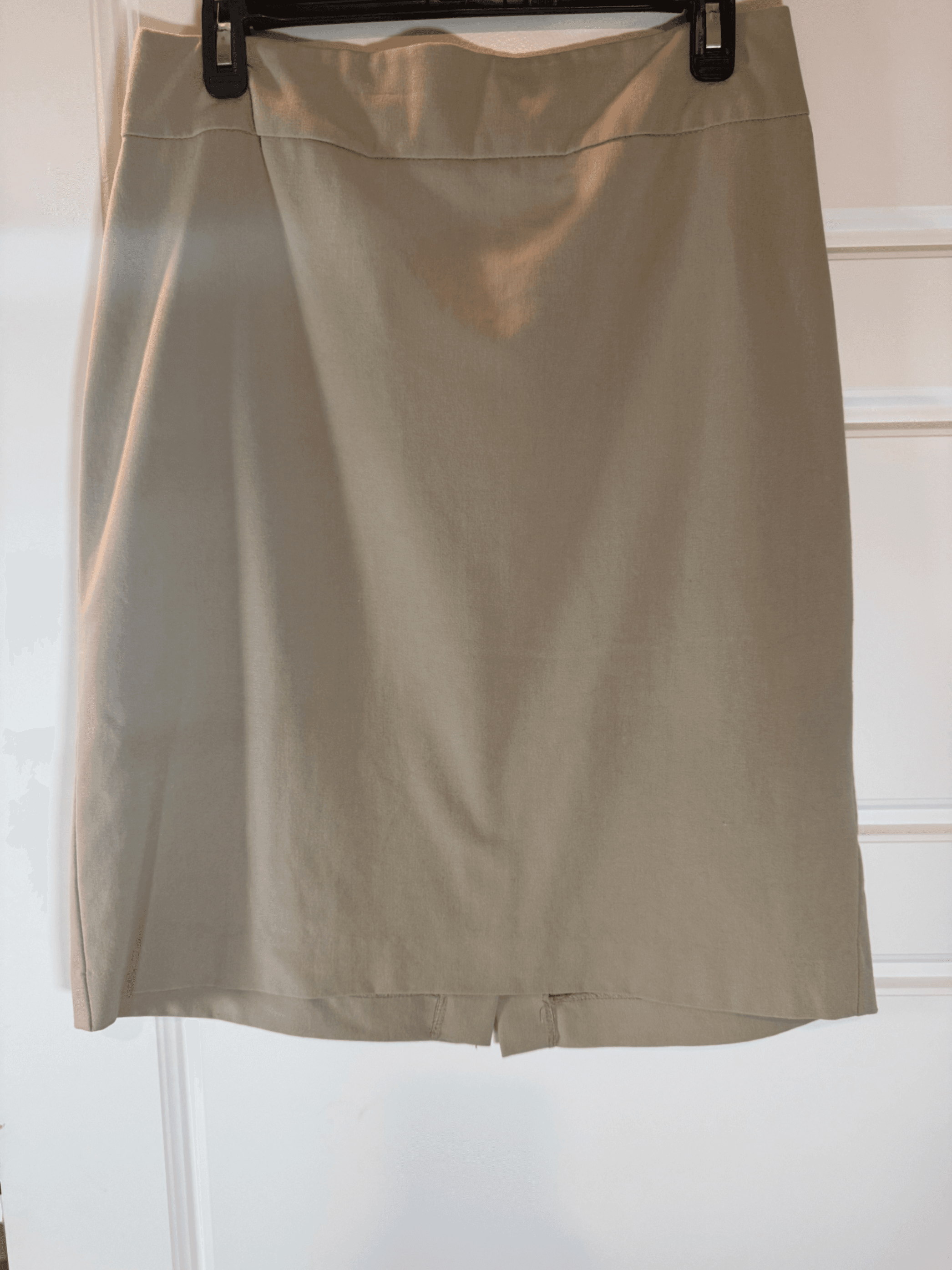 Tan Pencil Skirt - Classic Fit, Size M
