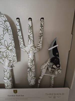 Threshold Garden Tool Set~Pruning Shears, Gardening Trowel & Cultivator - Thumbnail 3