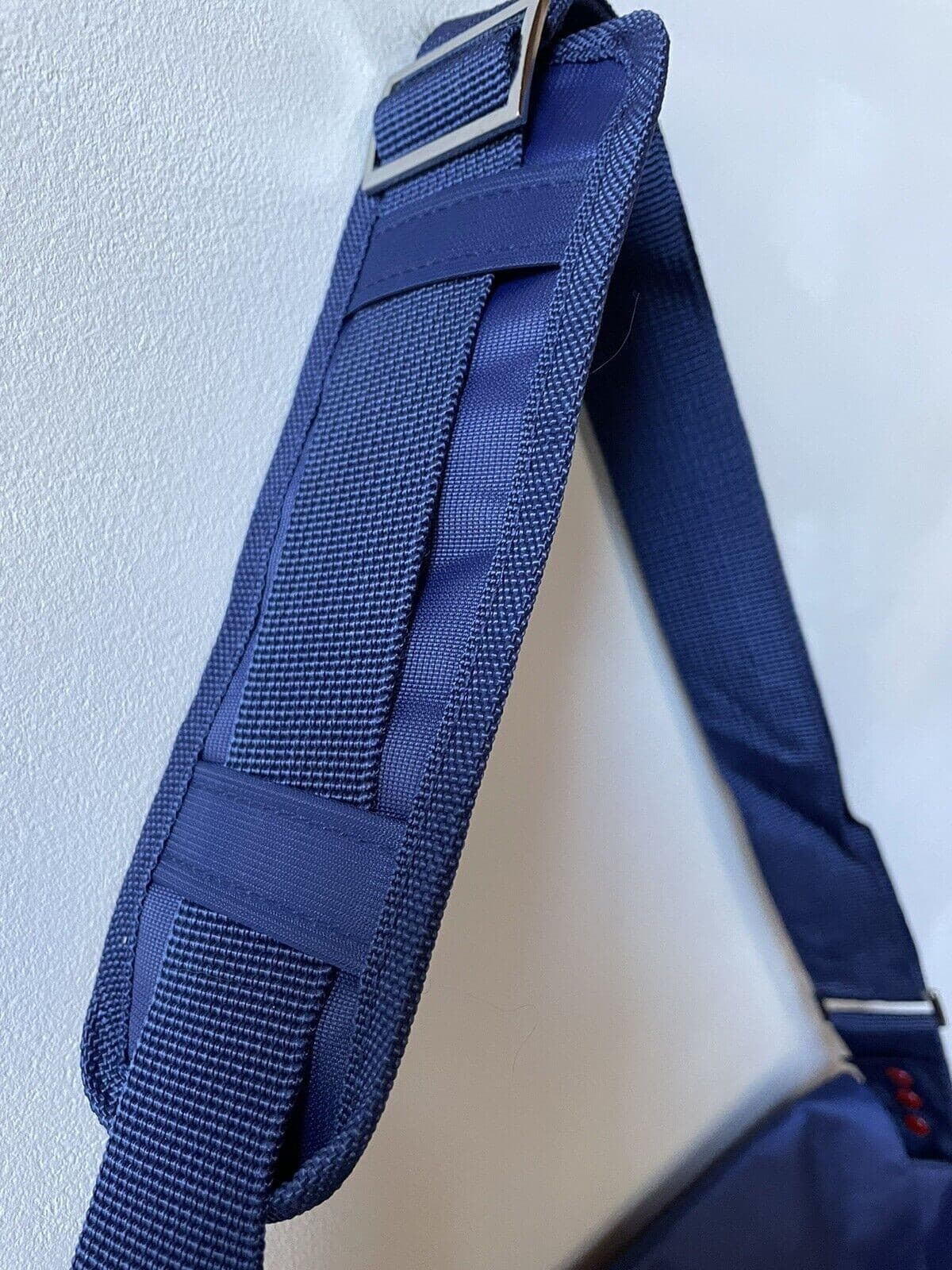 Lacoste Live Parfums Laptop Messenger Travel Bag Shoulder Cross Body New - Thumbnail 4