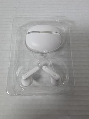 G51 True Wireless 5.4 Stereo Earbuds White NEW - Thumbnail 2