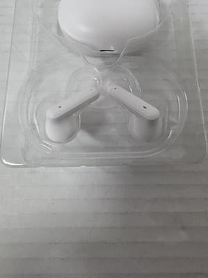 G51 True Wireless 5.4 Stereo Earbuds White NEW - Thumbnail 3