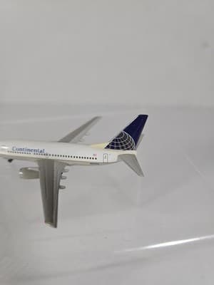 1:500 Herpa Wings Continental Airlines Boeing 737-700 N24702 512466 New Generati - Thumbnail 2