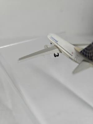 1:500 Herpa Wings Continental Airlines Boeing 737-700 N24702 512466 New Generati - Thumbnail 8