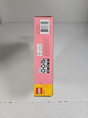 LEGO Botanicals: Roses (40460) - Thumbnail 3