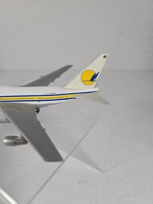 Herpa Wings Air Namibia Boeing 747SP Etosha 1:500 Scale - Thumbnail 3