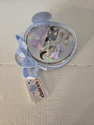 NIB Girls Panda Crossbody Bag and Hair Accessories Set Clips Bows and Bands - Thumbnail 4