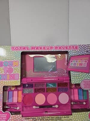 Total MakeUp Palette For Kids Born To Shine. Folds Up - Thumbnail 3