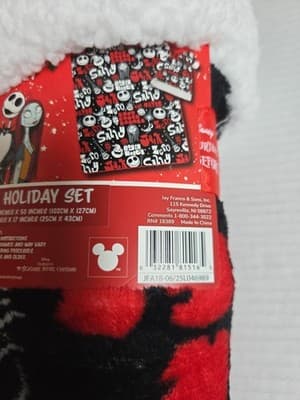 The Nightmare Before Christmas 2pc Holiday Set Santa Hat & Throw - Disney NEW - Thumbnail 4