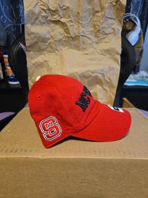 NC State Wolfpack Baseball Cap Red Adjustable Snapback Hat Fan Favorite OSFA - Thumbnail 2