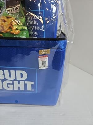 Bud Light Cooler Gift Including 2 Plastic Cups And Snyder's Pretzel Pieces NEW - Thumbnail 3
