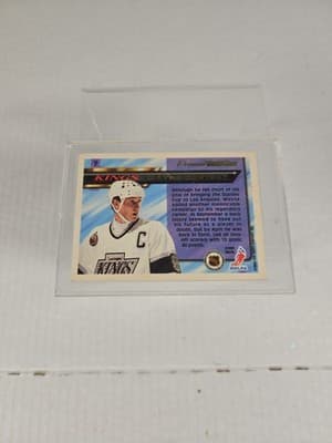1993 Topps Black Gold Wayne Gretzky #7 - Thumbnail 2