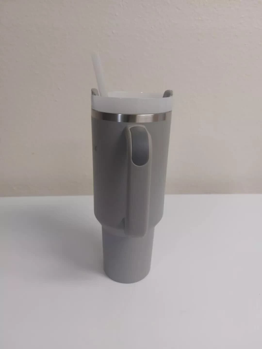 Stanley X Flowstate Quencher H2O Double Insulated Tumbler 40oz Flint Grey NEW - Thumbnail 3