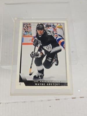 1993-94 Upper Deck WAYNE GRETZKY #99 - Image 1