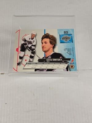 Wayne Gretzky 1992-93 Fleer Ultra Card #83 Los Angeles Kings NHL HOF - Thumbnail 2