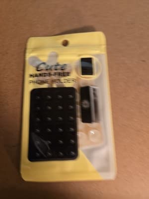 Silicone Suction Cup Back Peel & Stick On Surface Grip Holder For Phone & Case - Image 1