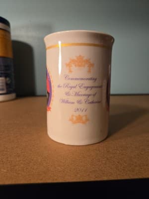 Royal Wedding Coffee Mug Cup Prince William and Catherine Kate Middleton - Thumbnail 2