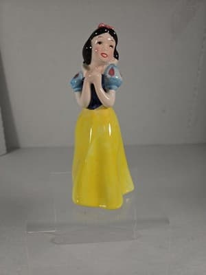 Vintage Snow White Porcelain Ceramic Figurine 5 1/2" Tall Walt Disney Japan - Image 1