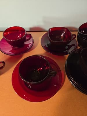 Anchor Hocking Royal Ruby Red Coffee Cups and Saucers Vintage 8 Cups/ 8 Saucers - Thumbnail 3